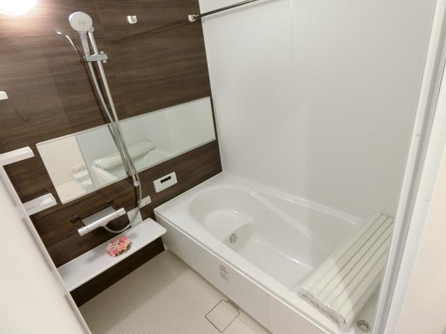 Ｄ−ｒｏｏｍ Ｃｉｎｎａｍｏｎ（102） 部屋画像