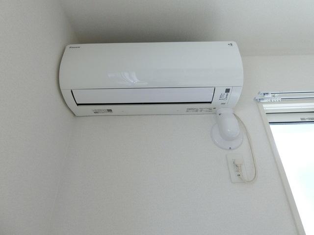 Ｄ−ｒｏｏｍ Ｃｉｎｎａｍｏｎ（102） 部屋画像