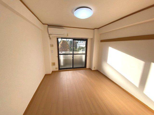 マイルストーン立町（505） リビング