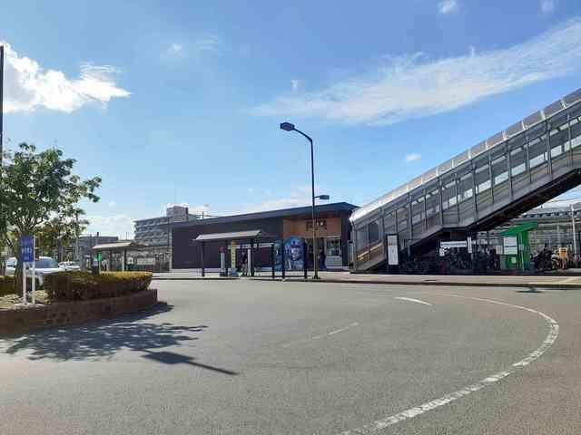 ＪＲ仙山線愛子駅：1700m