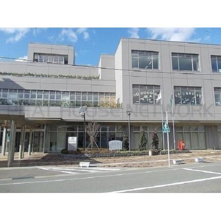 秋田市役所　土崎支所：900m