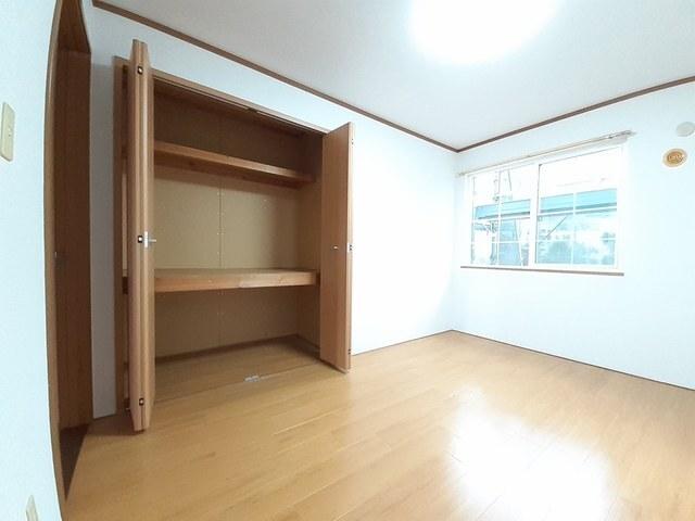グランシャリオ　トム（102） 収納