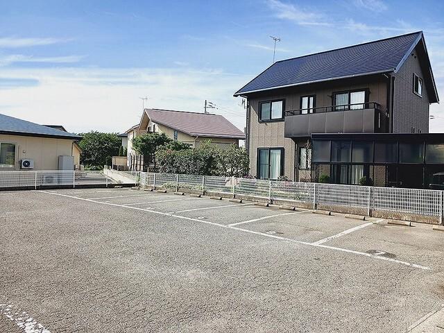 サンパティー（201） 駐車場