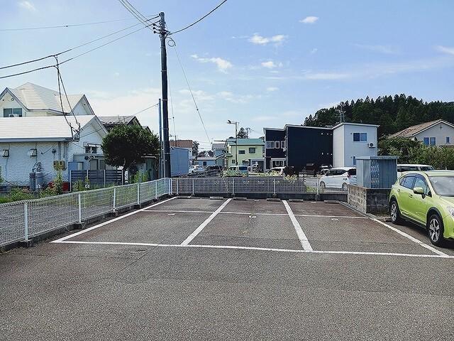 ベルフラワー（101） 駐車場