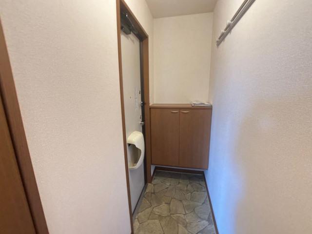 リバティ中川口 Ｃ（102） 玄関