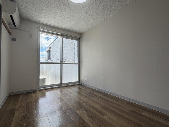 サンシャイン保戸野（202） 部屋画像