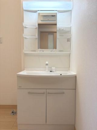 若葉アイ（103） 部屋画像