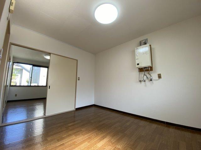 ロイヤル三千刈A（107） 部屋画像