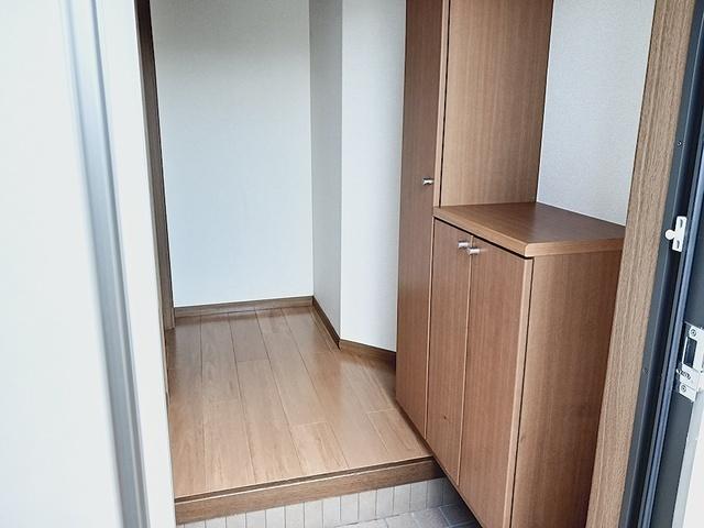 ベルフラワー（101） 玄関