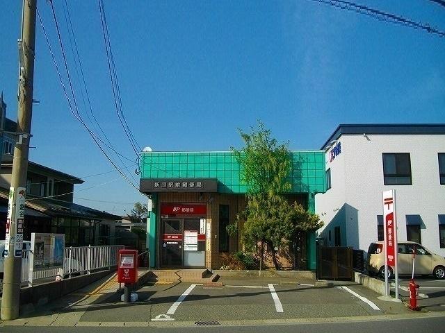 新屋郵便局：1724m