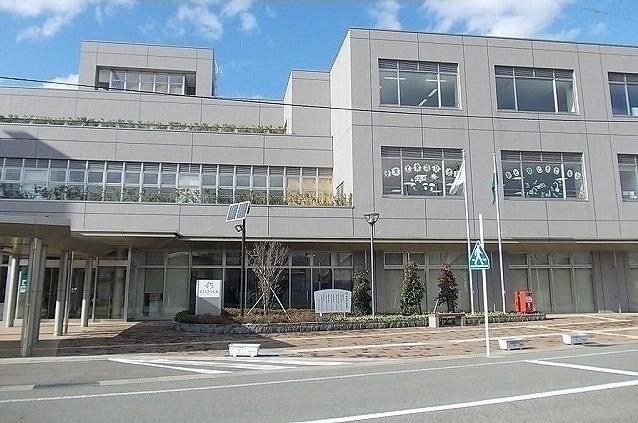 秋田市役所　土崎支所：450m
