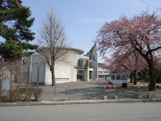 秋田公立美術工芸大学：1300m