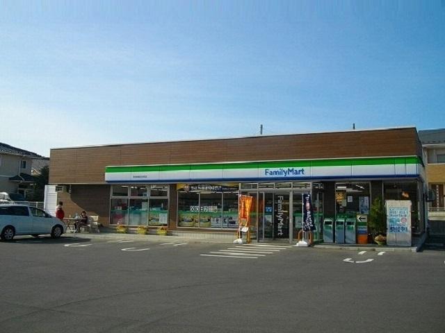 ファミリーマート新屋日吉町店：1300m