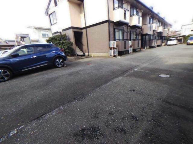 ラフィネ築地（103） 駐車場