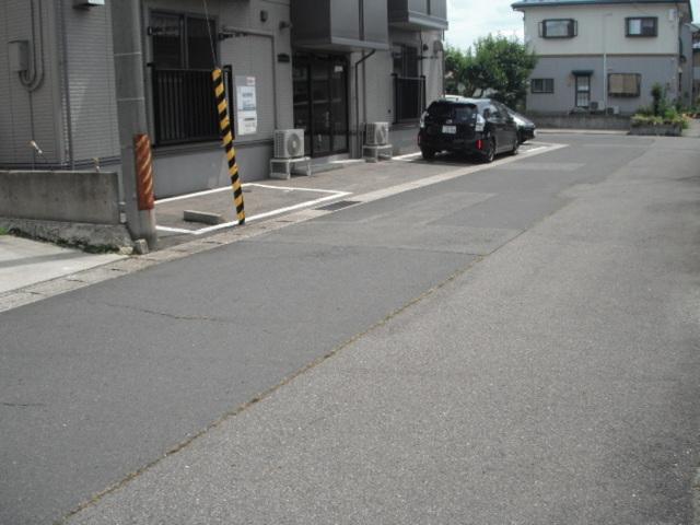 セジュールエルピス（102） 駐車場