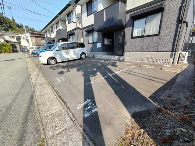 メゾングレース広面　Ａ（201） 駐車場