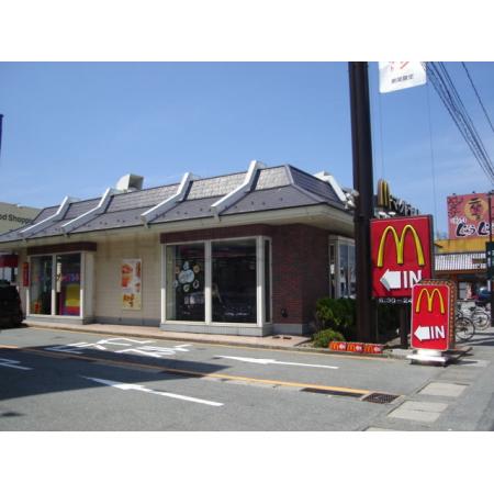 マクドナルド：880m