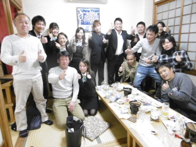 業者のみなさんとの年1回の飲み会などで楽しくわいわいとしてます。