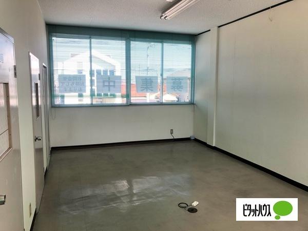 東雲町2丁目6-19貸店舗（2EW） 部屋画像