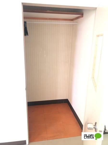 東雲町2丁目6-19貸店舗（2EW） 収納