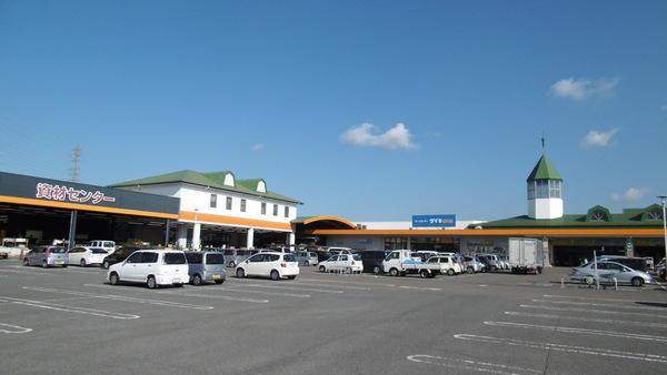 DCMダイキ新居浜店：1896m