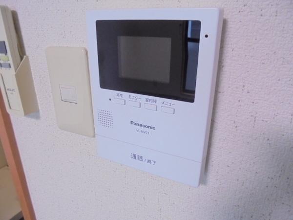 apartment 中須賀町１丁目