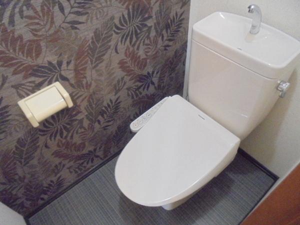 apartment 中須賀町１丁目