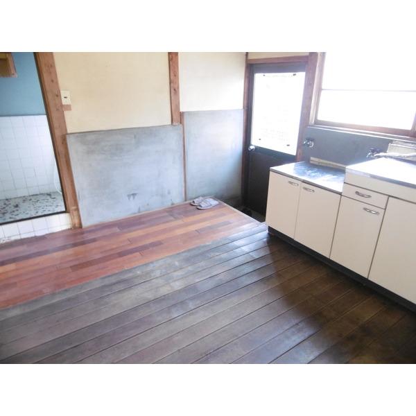 西の土居町1-2-28Ｊ様貸家（E） 部屋画像