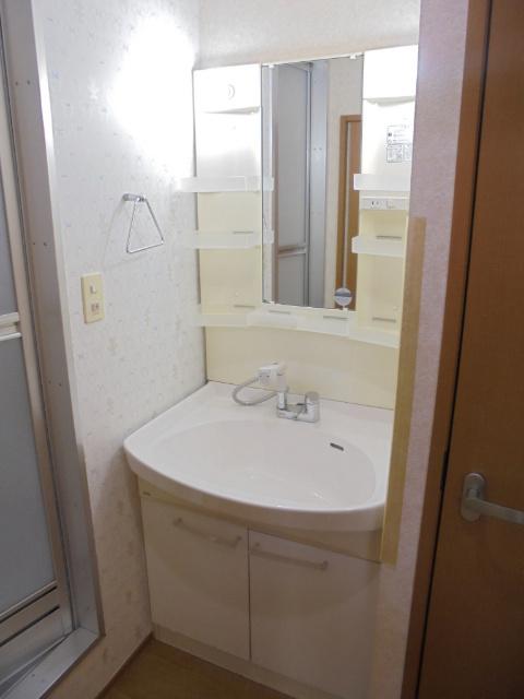 apartment 松神子３丁目
