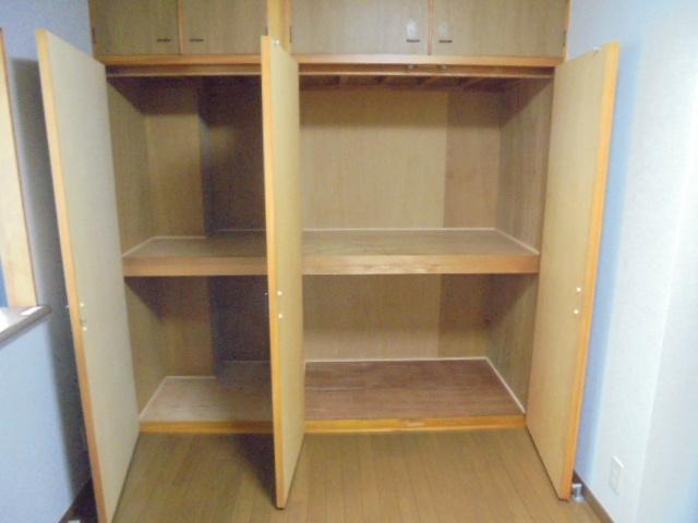 ライフ坂井ビル（203） 収納