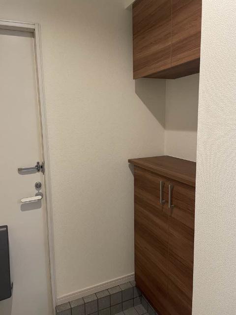 フレグランスいしや（202） 玄関