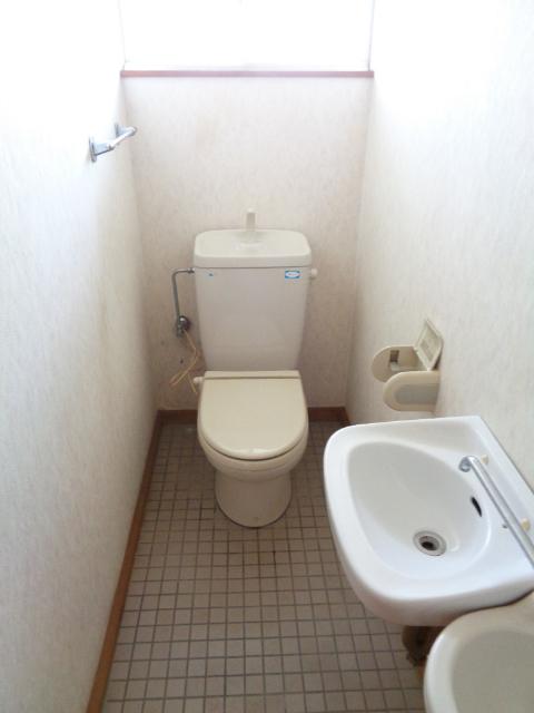 久保田町3丁目7-47K様借家 トイレ