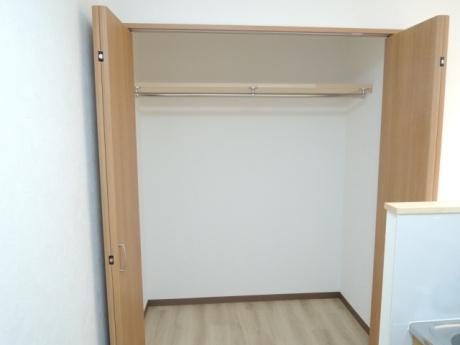 ロイヤルせと（102） 収納