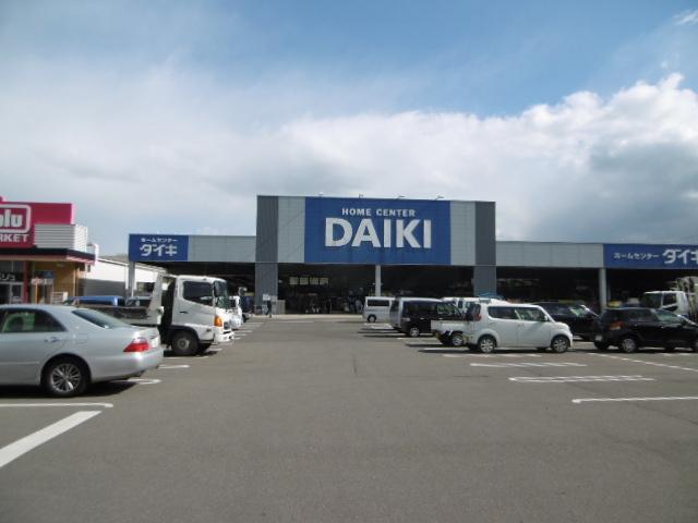 DCMダイキ新居浜西店：673m