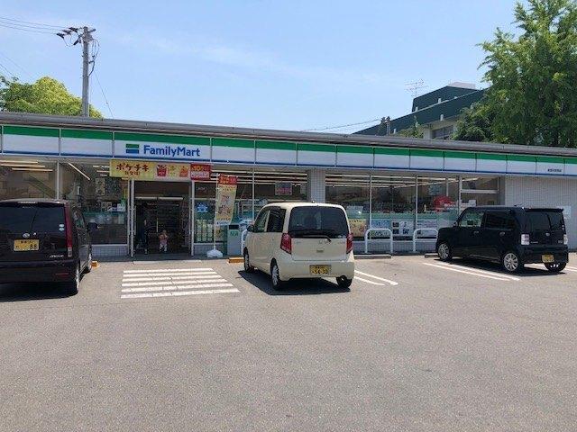 ファミリーマート新居浜宮西店：689m