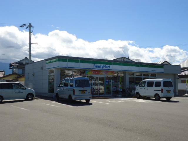 ファミリーマート新居浜沢津店：476m