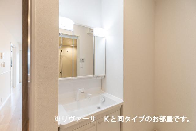フロイデ　ＫＡＮＡＧＥＮ中村（203） 洗面