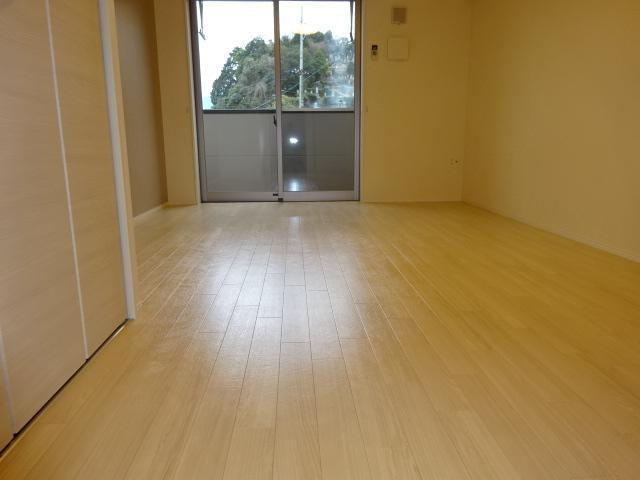ルミナス西の土居 部屋画像