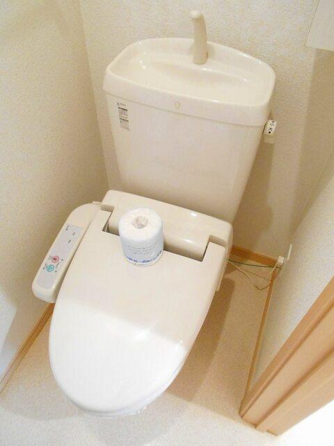 シュヴェスタ−　Ⅱ（101） トイレ