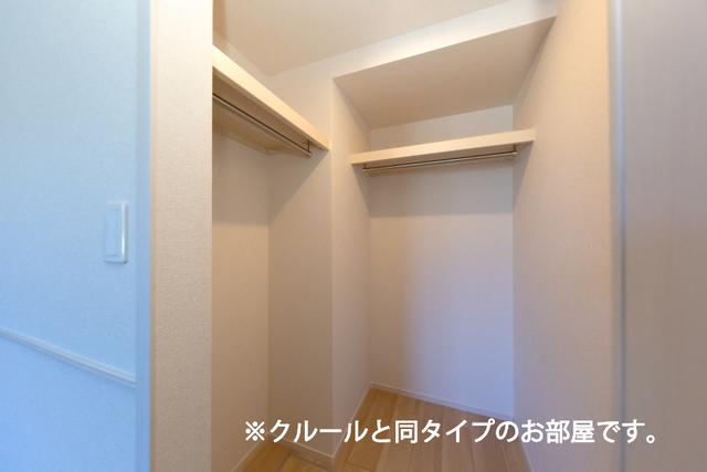 ロカルモラン　Ｂ（103） 収納