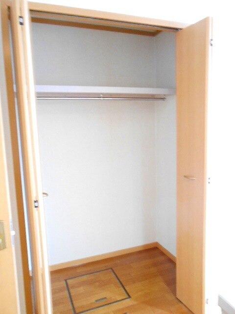 ヴィヴェール　ヒロＡ（102） 収納