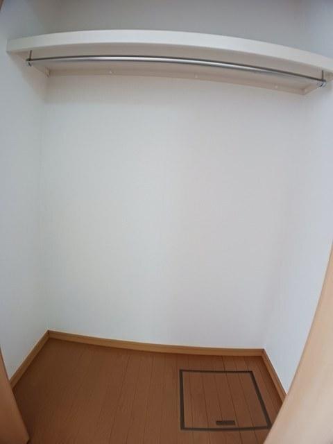ポートルシパー（105） 収納