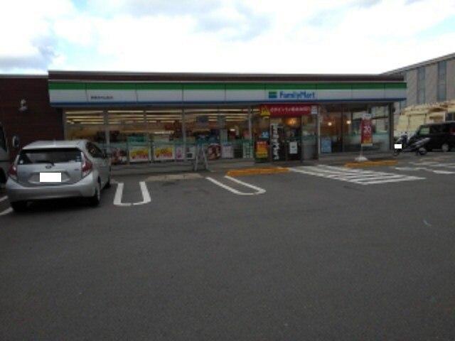 ファミリーマート新居浜外山店様：800m