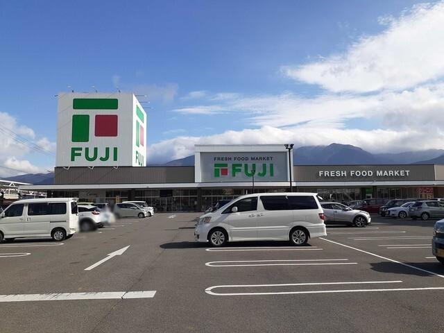 フジ新居浜駅前店：1400m