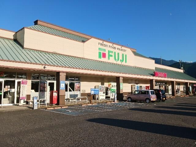 フジ本郷店：607m