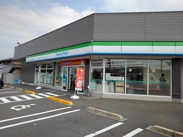 ファミリーマート新居浜中村店：850m