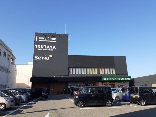 TSUTAYA新居浜店様：750m