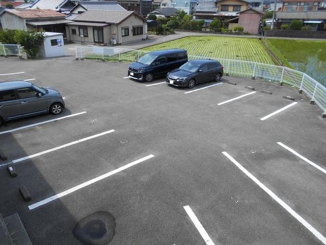 コーポラス　ダイクヤ（207） 駐車場