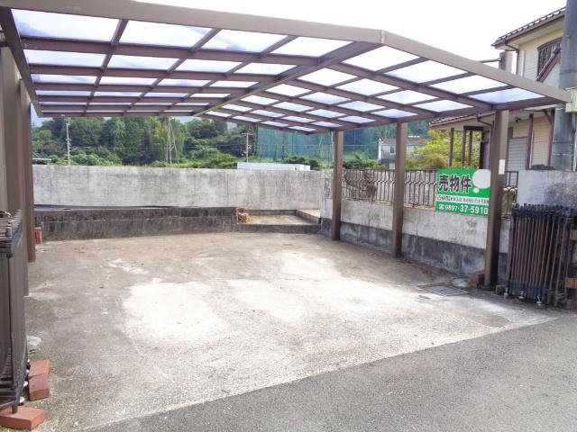 カーポート付