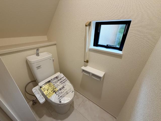 ハートフルタウン新居浜東雲町2丁目279番　A号棟 トイレ
